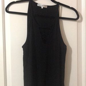 Black Tank Cut Out Detail